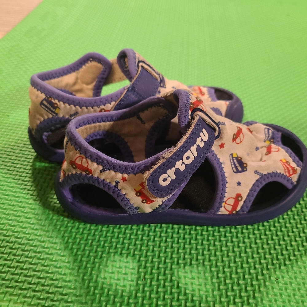 toddler sandals